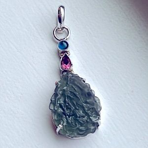 925.Sterling Silver Gemstone Pendant